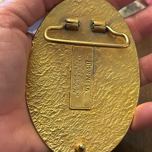 High Mesa Texas 1985 solid bronze belt buckle
